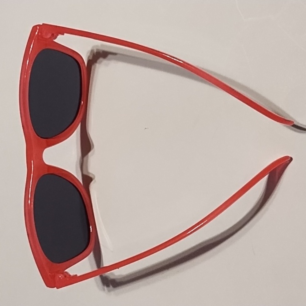 Kids Sunglasses - Picture 4 of 4